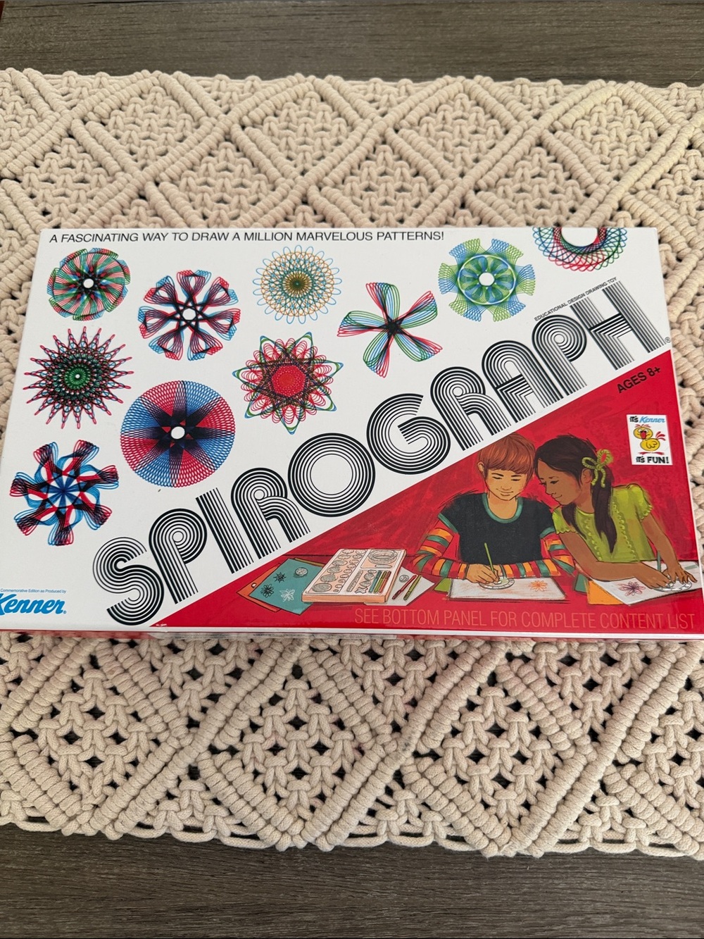 Spirograph Drawing Set - Cream and Red Creative Kit
